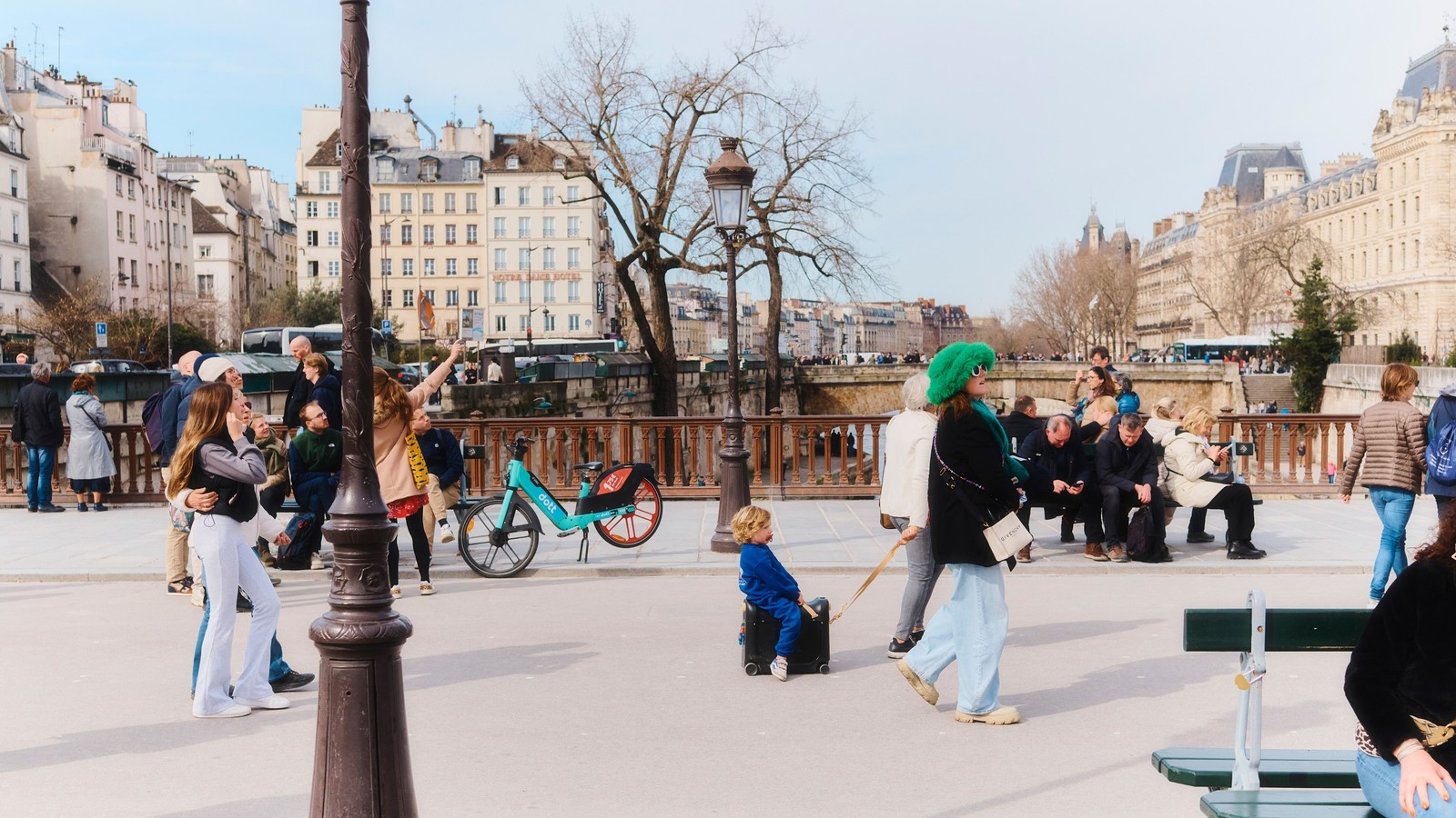 An Innocent Abroad In Mark Twain s Paris The Atlantic An Innocent Abroad In Mark Twain s Paris The Atlantic