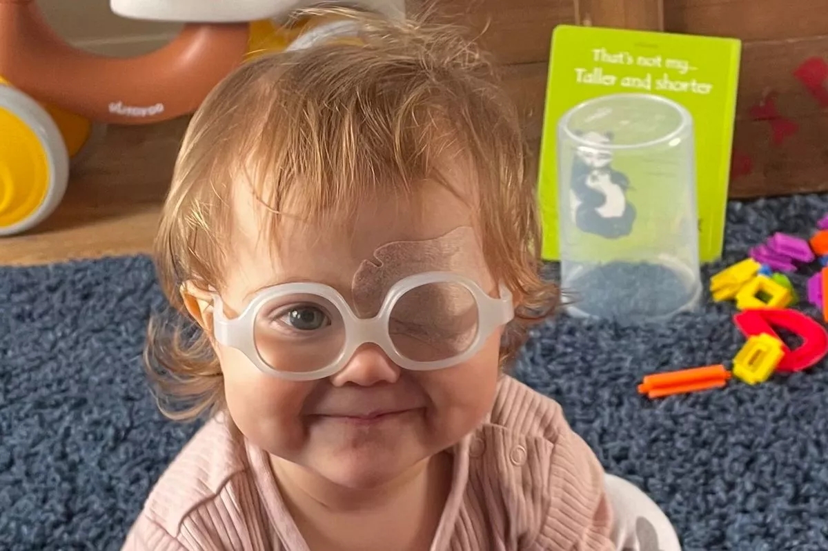 Devastating Diagnosis Leaves Little Girl Crying Blood And At Risk Of Going Blind The Mirror