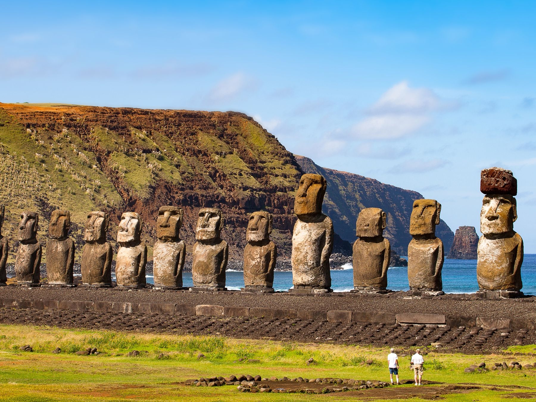 Easter Island Rapa Nui And Its Famous Moai Statues Live Science