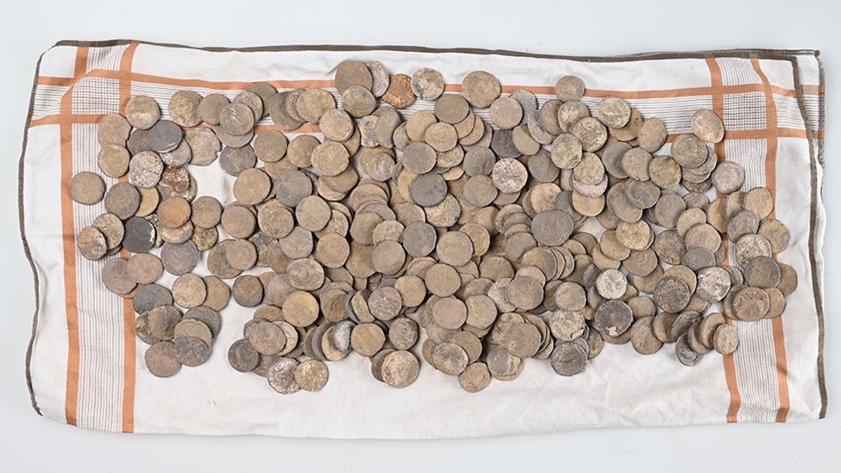 Illegal Metal Detectorist Found A Huge Hoard Of Roman Treasure In Germany And Kept It Hidden For 8 Years Live Science