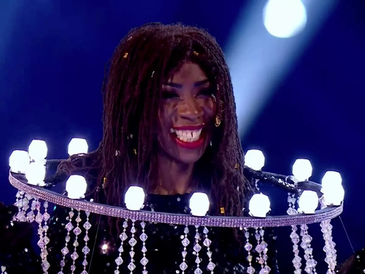 Masked Singer s Chandelier Unveiled As Heather Small In First Elimination Mirror Online Masked Singer s Chandelier Unveiled As Heather Small In First Elimination Mirror Online