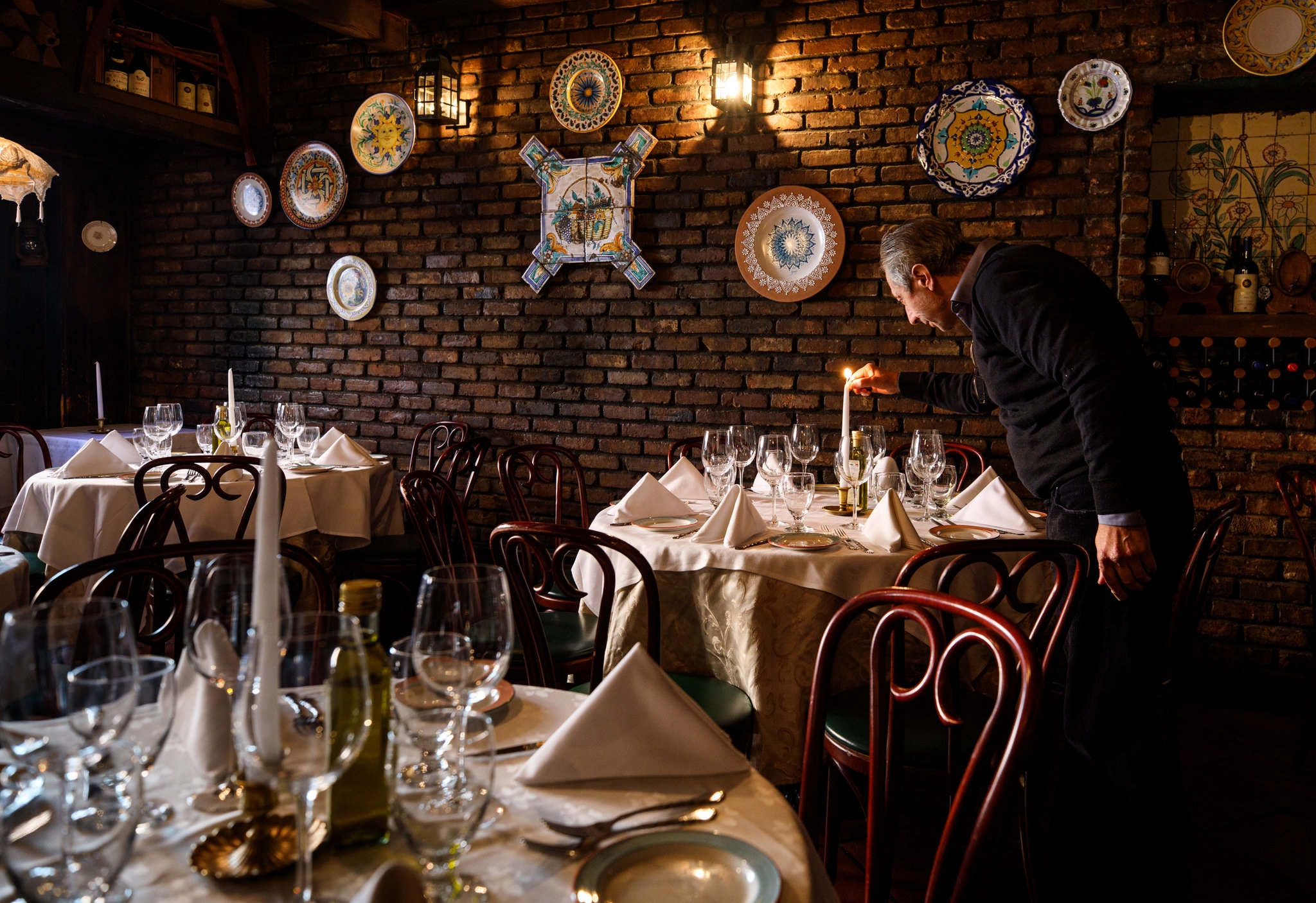 My Upper East Side Story Pizza Schnitzel A Piano Bar The New York Times