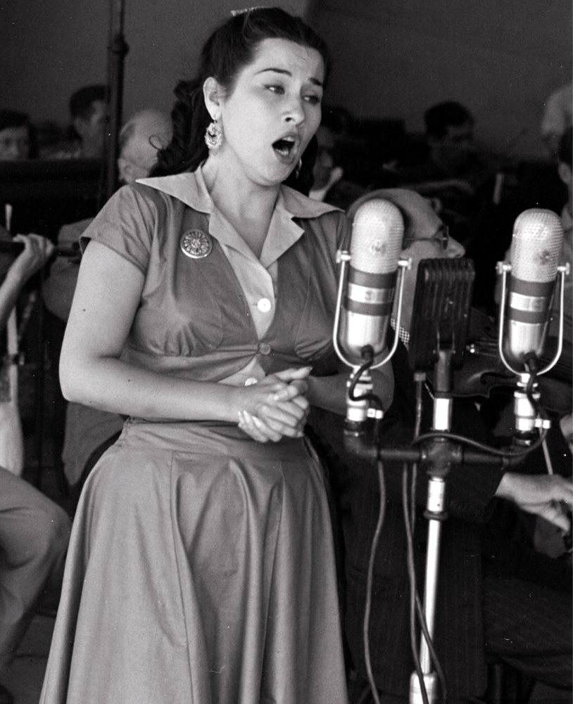 Singer Sumac 3 Letters Singer Sumac 3 Letters