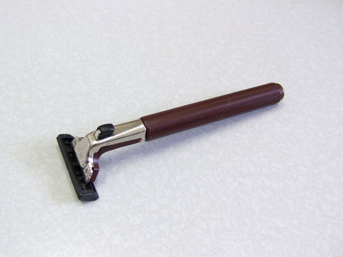 Vintage Gillette ATRA Pivoting Head Safety Razor NICE EBay