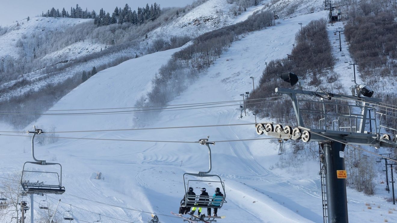 Warmer Temperatures Delay Start To Utah s Ski Season